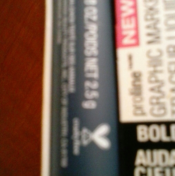wet n wild Other - NWT GRAPHIC MAKER EYELINER Smudgproof Airliner Blu